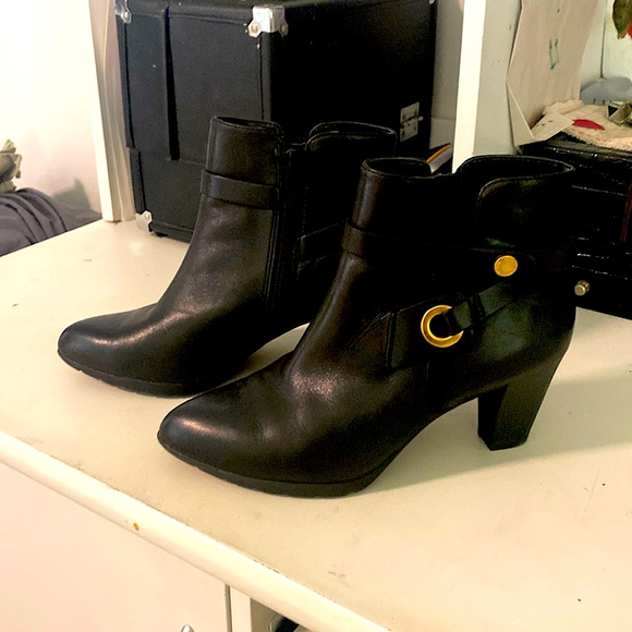 Anne Klein Shoes - Anne Klein black leather boots 5 1/2